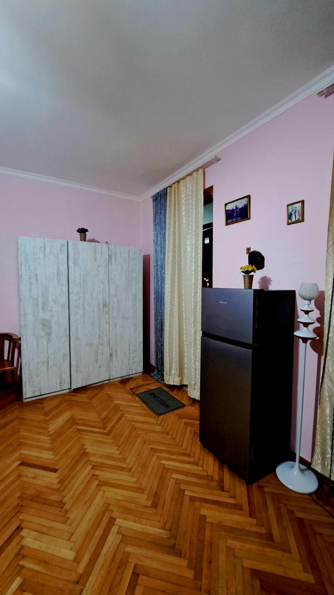 Апартаменты Красивый дом в старом Тбилиси Номер фото